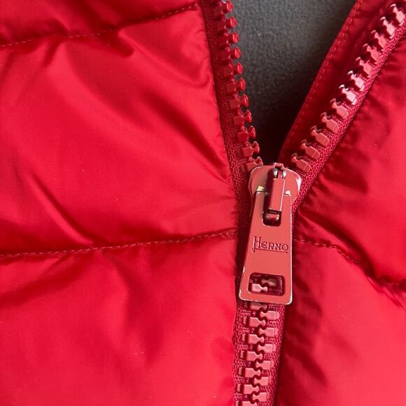 HERNO red down‎ short puffer - Picture 7 of 14